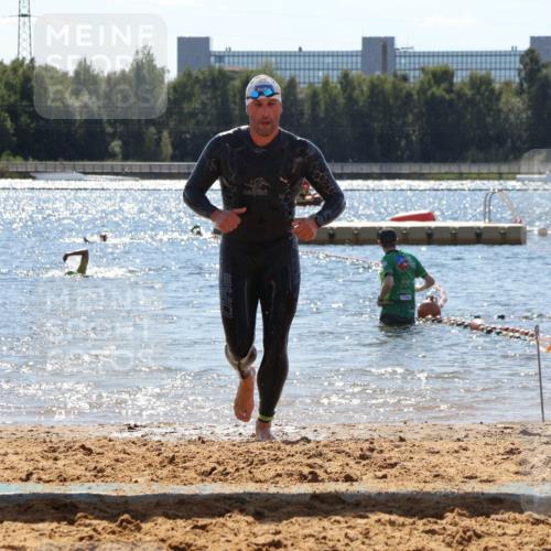 07.09.2025 - 19. Norderstedt Triathlon Luisa Fischer http://msf.ph/oto/8758226 07.09.2025 13:36:04 Schwimmen 364, 382, 1462 meine-sportfotos.de