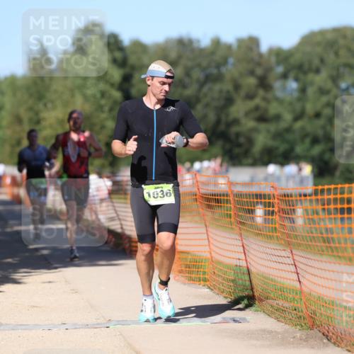 07.09.2025 - 19. Norderstedt Triathlon Michael Strokosch http://msf.ph/oto/8758227 07.09.2025 14:56:08 Laufen 961, 990, 1036 meine-sportfotos.de
