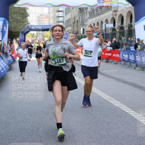 07.09.2025 - BARMER Alsterlauf Strokosch-Dieckow http://msf.ph/oto/8758247 07.09.2025 10:13:35 Ziel 2073, 2235, 2875, 2876, 2892, 3031, 3085, 3086, 3332, 3333, 3334, 3379, 3833, 4690, 4761, 5059, 5447, 5709, 5743, 5830, 6317, 6318, 6329, 6331, 8195, 8226, 8417 meine-sportfotos.de