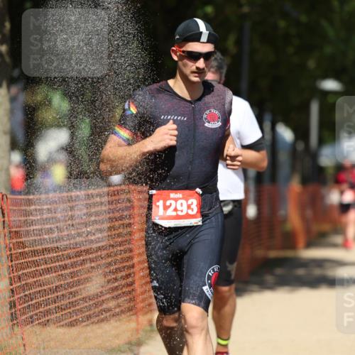 07.09.2025 - 19. Norderstedt Triathlon Michael Strokosch http://msf.ph/oto/8758248 07.09.2025 13:13:50 Laufen 139, 780, 827, 1235, 1277, 1293, 1398 meine-sportfotos.de
