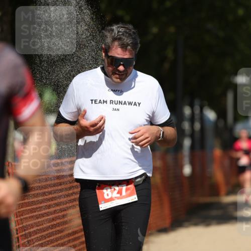 07.09.2025 - 19. Norderstedt Triathlon Michael Strokosch http://msf.ph/oto/8758270 07.09.2025 13:13:52 Laufen 171, 295, 827, 1235, 1293, 1398 meine-sportfotos.de