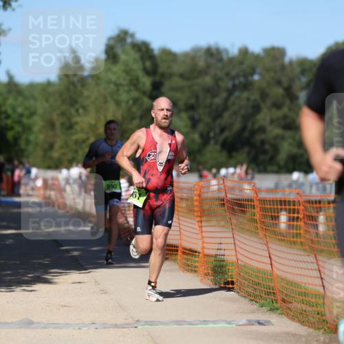 07.09.2025 - 19. Norderstedt Triathlon Michael Strokosch http://msf.ph/oto/8758273 07.09.2025 14:56:10 Laufen 961, 990, 1036 meine-sportfotos.de
