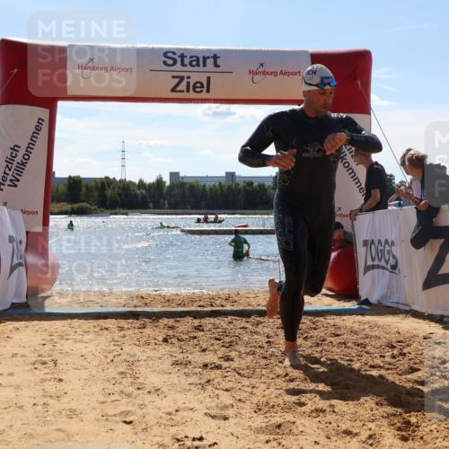 07.09.2025 - 19. Norderstedt Triathlon Luisa Fischer http://msf.ph/oto/8758278 07.09.2025 13:36:07 Schwimmen 364, 382, 1462 meine-sportfotos.de