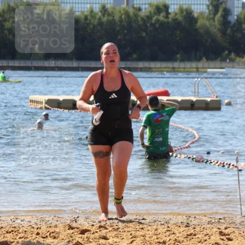07.09.2025 - 19. Norderstedt Triathlon Luisa Fischer http://msf.ph/oto/8758282 07.09.2025 11:49:40 Schwimmen 248, 1268 meine-sportfotos.de