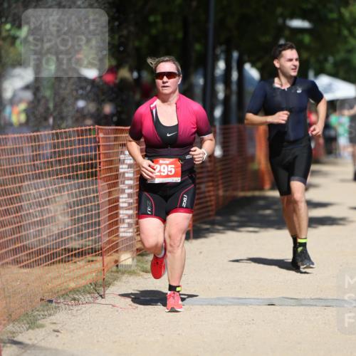 07.09.2025 - 19. Norderstedt Triathlon Michael Strokosch http://msf.ph/oto/8758299 07.09.2025 13:13:59 Laufen 171, 295, 1376 meine-sportfotos.de