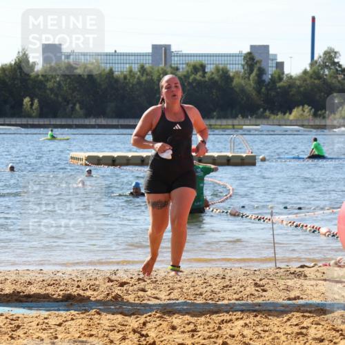 07.09.2025 - 19. Norderstedt Triathlon Luisa Fischer http://msf.ph/oto/8758301 07.09.2025 11:49:41 Schwimmen 248, 1268 meine-sportfotos.de