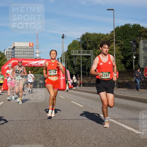 07.09.2025 - BARMER Alsterlauf Yannick Fuchs http://msf.ph/oto/8758309 07.09.2025 09:39:05 Laufen 4484, 94, 6011, 4927, 4134, 281 meine-sportfotos.de