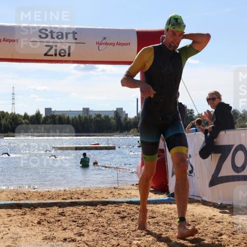 07.09.2025 - 19. Norderstedt Triathlon Luisa Fischer http://msf.ph/oto/8758322 07.09.2025 13:36:35 Schwimmen 1032 meine-sportfotos.de