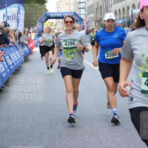 07.09.2025 - BARMER Alsterlauf Strokosch-Dieckow http://msf.ph/oto/8758328 07.09.2025 10:13:32 Ziel 2235, 2875, 2876, 2892, 3031, 3085, 3086, 3181, 3332, 3333, 3334, 3373, 3379, 3424, 3425, 3644, 3833, 4181, 4690, 4761, 5059, 5447, 5709, 5743, 5830, 6317, 6318, 6329, 6331, 8195, 8417 meine-sportfotos.de