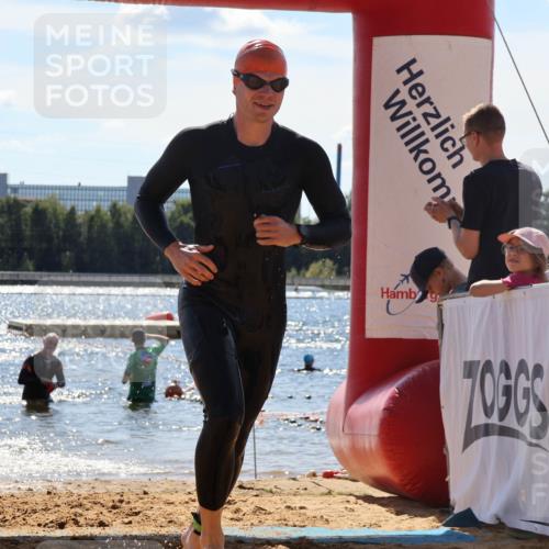 07.09.2025 - 19. Norderstedt Triathlon Luisa Fischer http://msf.ph/oto/8758345 07.09.2025 13:37:06 Schwimmen 374, 900 meine-sportfotos.de