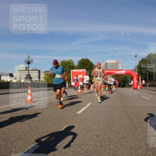 07.09.2025 - BARMER Alsterlauf Yannick Fuchs http://msf.ph/oto/8758387 07.09.2025 09:39:06 Laufen 4134 meine-sportfotos.de
