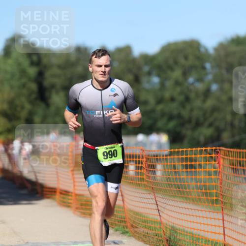07.09.2025 - 19. Norderstedt Triathlon Michael Strokosch http://msf.ph/oto/8758402 07.09.2025 14:56:13 Laufen 961, 990, 1036 meine-sportfotos.de