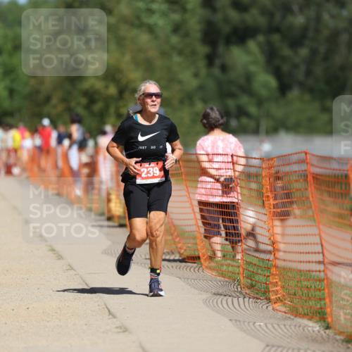 07.09.2025 - 19. Norderstedt Triathlon Michael Strokosch http://msf.ph/oto/8758429 07.09.2025 12:51:34 Laufen 239, 761, 1331 meine-sportfotos.de