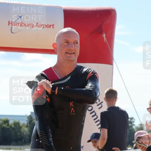 07.09.2025 - 19. Norderstedt Triathlon Luisa Fischer http://msf.ph/oto/8758430 07.09.2025 13:37:21 Schwimmen 900, 1022 meine-sportfotos.de