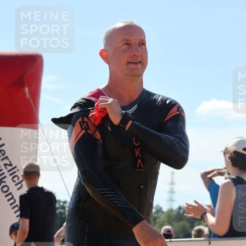 07.09.2025 - 19. Norderstedt Triathlon Luisa Fischer http://msf.ph/oto/8758440 07.09.2025 13:37:22 Schwimmen 900, 1022 meine-sportfotos.de
