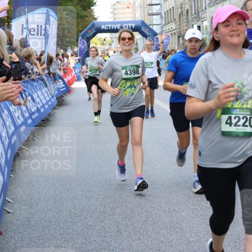 07.09.2025 - BARMER Alsterlauf Strokosch-Dieckow http://msf.ph/oto/8758464 07.09.2025 10:13:32 Ziel 2235, 2875, 2876, 2892, 3031, 3085, 3086, 3181, 3332, 3333, 3334, 3373, 3379, 3424, 3425, 3644, 3833, 4181, 4690, 4761, 5059, 5447, 5709, 5743, 5830, 6317, 6318, 6329, 6331, 8195, 8417 meine-sportfotos.de