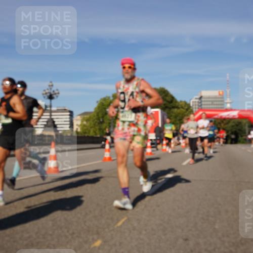 07.09.2025 - BARMER Alsterlauf Yannick Fuchs http://msf.ph/oto/8758482 07.09.2025 09:39:07 Laufen  meine-sportfotos.de