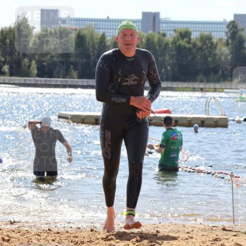 07.09.2025 - 19. Norderstedt Triathlon Luisa Fischer http://msf.ph/oto/8758485 07.09.2025 13:37:48 Schwimmen 361, 911, 1456 meine-sportfotos.de