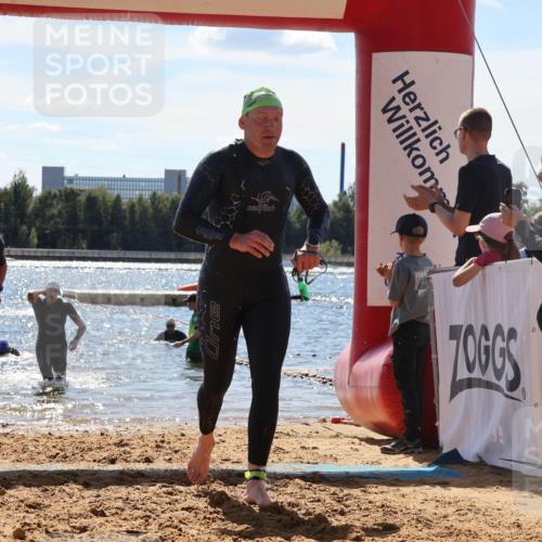 07.09.2025 - 19. Norderstedt Triathlon Luisa Fischer http://msf.ph/oto/8758509 07.09.2025 13:37:50 Schwimmen 361, 911, 1026, 1456 meine-sportfotos.de