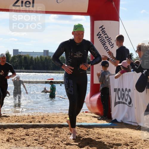 07.09.2025 - 19. Norderstedt Triathlon Luisa Fischer http://msf.ph/oto/8758514 07.09.2025 13:37:50 Schwimmen 361, 911, 1026, 1456 meine-sportfotos.de
