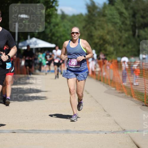07.09.2025 - 19. Norderstedt Triathlon Michael Strokosch http://msf.ph/oto/8758531 07.09.2025 13:14:07 Laufen 177, 351, 1376, 1477 meine-sportfotos.de