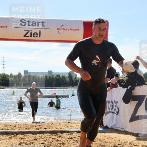 07.09.2025 - 19. Norderstedt Triathlon Luisa Fischer http://msf.ph/oto/8758546 07.09.2025 13:37:53 Schwimmen 361, 911, 1026, 1456, 1466 meine-sportfotos.de