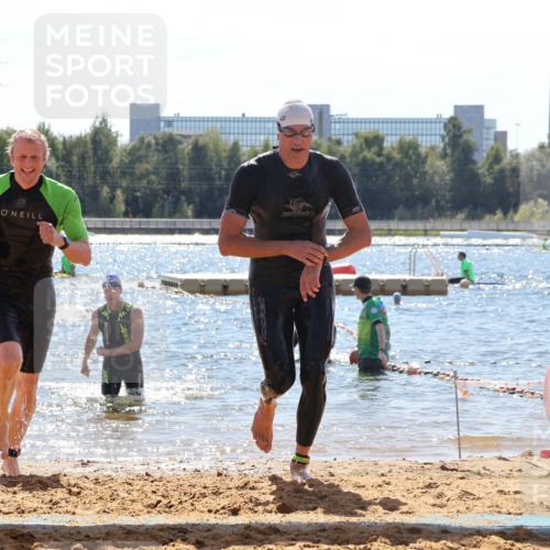 07.09.2025 - 19. Norderstedt Triathlon Luisa Fischer http://msf.ph/oto/8758559 07.09.2025 13:37:55 Schwimmen 361, 911, 1026, 1456, 1466 meine-sportfotos.de