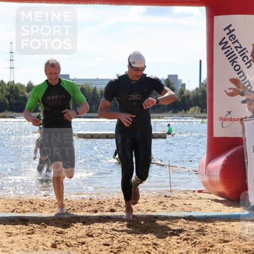 07.09.2025 - 19. Norderstedt Triathlon Luisa Fischer http://msf.ph/oto/8758569 07.09.2025 13:37:56 Schwimmen 361, 373, 911, 1026, 1456, 1466 meine-sportfotos.de