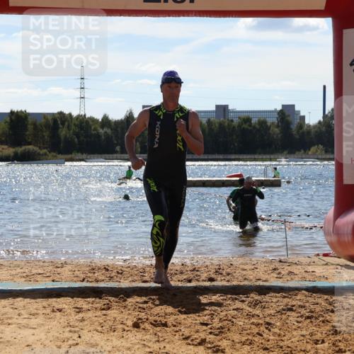07.09.2025 - 19. Norderstedt Triathlon Luisa Fischer http://msf.ph/oto/8758623 07.09.2025 13:38:02 Schwimmen 373, 911, 1026, 1466 meine-sportfotos.de