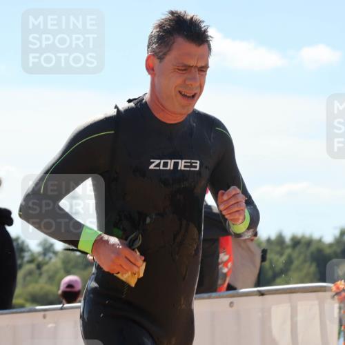 07.09.2025 - 19. Norderstedt Triathlon Luisa Fischer http://msf.ph/oto/8758630 07.09.2025 13:38:13 Schwimmen 373, 417 meine-sportfotos.de