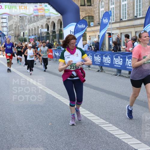 07.09.2025 - BARMER Alsterlauf Strokosch-Dieckow http://msf.ph/oto/8758636 07.09.2025 10:13:28 Ziel 2235, 2387, 2875, 2876, 2892, 3031, 3085, 3086, 3181, 3332, 3333, 3334, 3373, 3379, 3424, 3425, 3564, 3644, 3833, 4181, 4548, 4690, 4716, 4718, 4761, 4958, 5054, 5059, 5414, 5447, 5502, 5709, 5743, 6317, 6318, 6329, 6331, 8417 meine-sportfotos.de