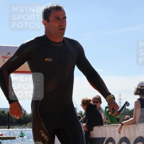07.09.2025 - 19. Norderstedt Triathlon Luisa Fischer http://msf.ph/oto/8758656 07.09.2025 13:38:39 Schwimmen 1012 meine-sportfotos.de