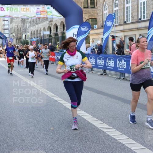 07.09.2025 - BARMER Alsterlauf Strokosch-Dieckow http://msf.ph/oto/8758673 07.09.2025 10:13:28 Ziel 2235, 2387, 2875, 2876, 2892, 3031, 3085, 3086, 3181, 3332, 3333, 3334, 3373, 3379, 3424, 3425, 3564, 3644, 3833, 4181, 4548, 4690, 4716, 4718, 4761, 4958, 5054, 5059, 5414, 5447, 5502, 5709, 5743, 6317, 6318, 6329, 6331, 8417 meine-sportfotos.de