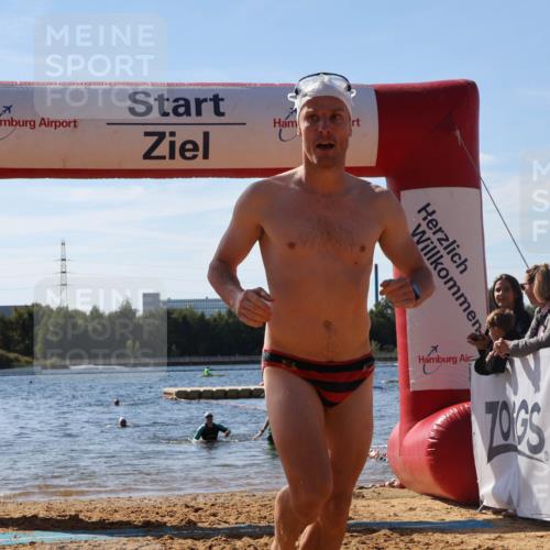 07.09.2025 - 19. Norderstedt Triathlon Luisa Fischer http://msf.ph/oto/8758679 07.09.2025 11:50:14 Schwimmen 757, 762, 828 meine-sportfotos.de