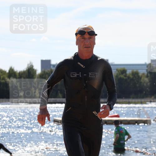 07.09.2025 - 19. Norderstedt Triathlon Luisa Fischer http://msf.ph/oto/8758699 07.09.2025 13:39:05 Schwimmen 977, 983, 987, 1459 meine-sportfotos.de