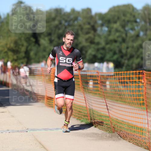 07.09.2025 - 19. Norderstedt Triathlon Michael Strokosch http://msf.ph/oto/8758706 07.09.2025 14:56:33 Laufen 982, 991, 1007 meine-sportfotos.de