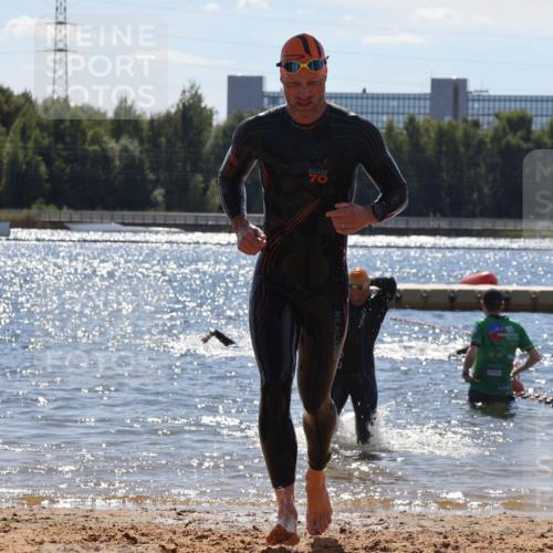 07.09.2025 - 19. Norderstedt Triathlon Luisa Fischer http://msf.ph/oto/8758724 07.09.2025 13:39:15 Schwimmen 977, 1000 meine-sportfotos.de