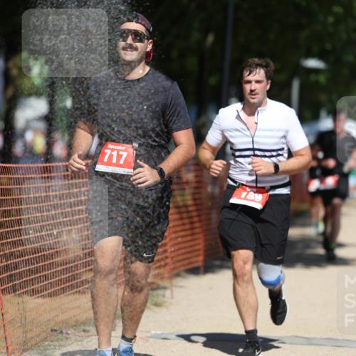 07.09.2025 - 19. Norderstedt Triathlon Michael Strokosch http://msf.ph/oto/8758742 07.09.2025 13:14:20 Laufen 189, 706, 717 meine-sportfotos.de