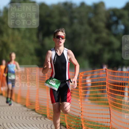07.09.2025 - 19. Norderstedt Triathlon Michael Strokosch http://msf.ph/oto/8758758 07.09.2025 10:44:09 Laufen 96, 109, 134 meine-sportfotos.de