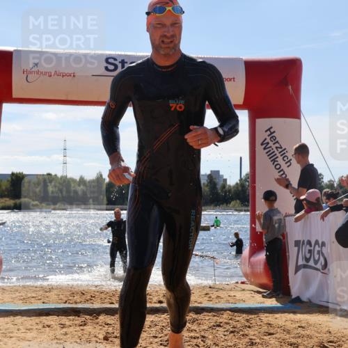 07.09.2025 - 19. Norderstedt Triathlon Luisa Fischer http://msf.ph/oto/8758768 07.09.2025 13:39:18 Schwimmen 411, 1000 meine-sportfotos.de