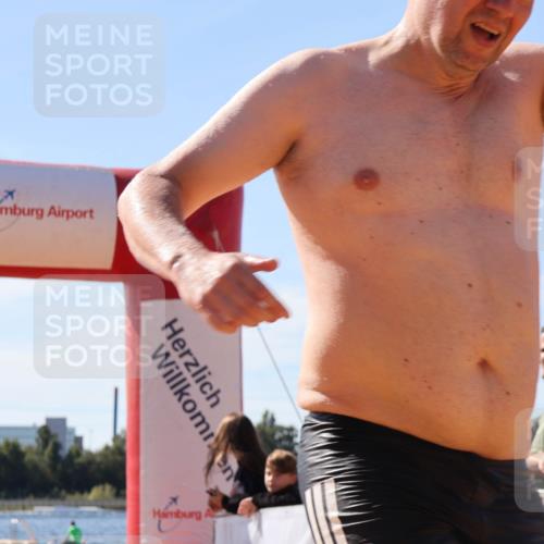 07.09.2025 - 19. Norderstedt Triathlon Luisa Fischer http://msf.ph/oto/8758774 07.09.2025 11:50:38 Schwimmen 1276 meine-sportfotos.de