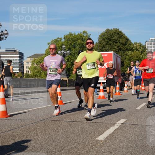 07.09.2025 - BARMER Alsterlauf Yannick Fuchs http://msf.ph/oto/8758782 07.09.2025 09:39:14 Laufen 4480, 572, 4389, 4985, 8011, 4732, 8316, 54 meine-sportfotos.de