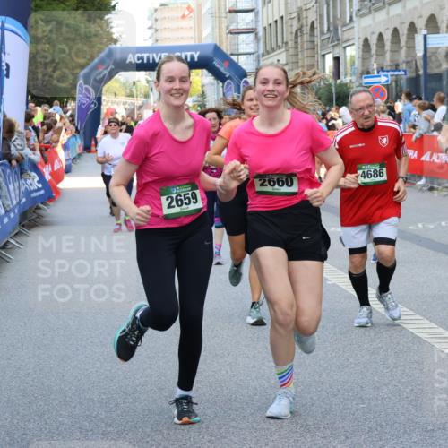 07.09.2025 - BARMER Alsterlauf Strokosch-Dieckow http://msf.ph/oto/8758834 07.09.2025 10:13:23 Ziel 2387, 2875, 2876, 2892, 3031, 3085, 3086, 3121, 3181, 3332, 3333, 3334, 3373, 3379, 3424, 3425, 3511, 3564, 3644, 3833, 3879, 4181, 4548, 4659, 4690, 4716, 4718, 4761, 4881, 4958, 5054, 5059, 5414, 5502, 5743, 6158, 6317, 6318, 8417 meine-sportfotos.de