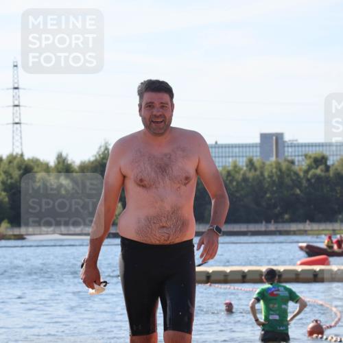 07.09.2025 - 19. Norderstedt Triathlon Luisa Fischer http://msf.ph/oto/8758840 07.09.2025 11:52:02 Schwimmen 827 meine-sportfotos.de