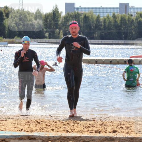07.09.2025 - 19. Norderstedt Triathlon Luisa Fischer http://msf.ph/oto/8758853 07.09.2025 13:41:18 Schwimmen 363, 970 meine-sportfotos.de