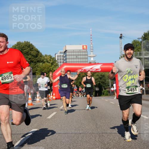 07.09.2025 - BARMER Alsterlauf Yannick Fuchs http://msf.ph/oto/8758858 07.09.2025 09:39:16 Laufen 4985, 607, 8316, 10, 3916, 5451 meine-sportfotos.de
