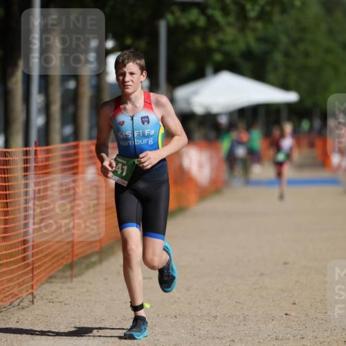 07.09.2025 - 19. Norderstedt Triathlon Michael Strokosch http://msf.ph/oto/8758873 07.09.2025 11:04:43 Laufen 100, 641 meine-sportfotos.de