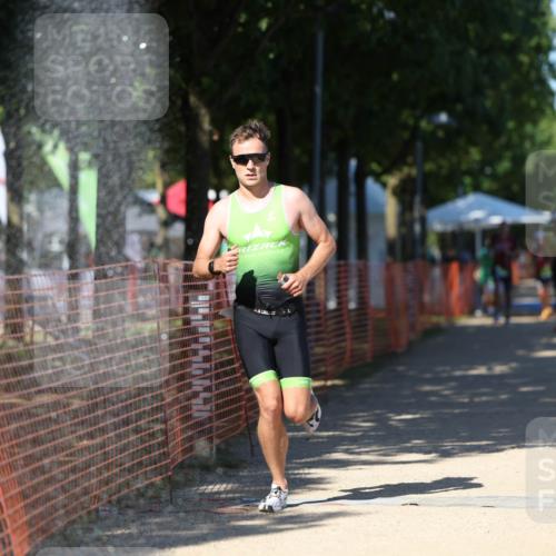 07.09.2025 - 19. Norderstedt Triathlon Michael Strokosch http://msf.ph/oto/8758892 07.09.2025 14:56:41 Laufen 991, 1007 meine-sportfotos.de