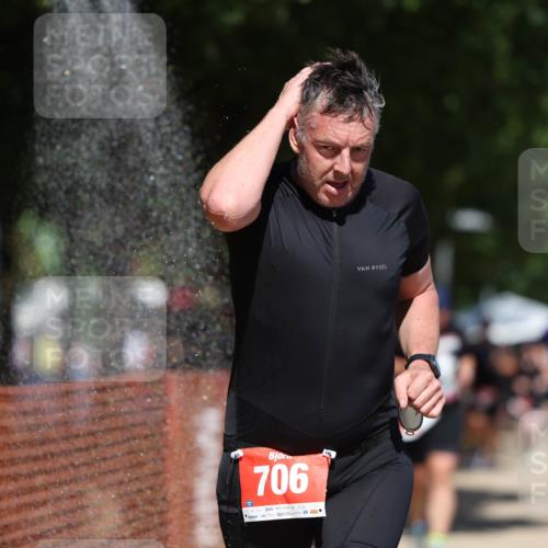 07.09.2025 - 19. Norderstedt Triathlon Michael Strokosch http://msf.ph/oto/8758914 07.09.2025 13:14:26 Laufen 219, 331, 706, 1388 meine-sportfotos.de