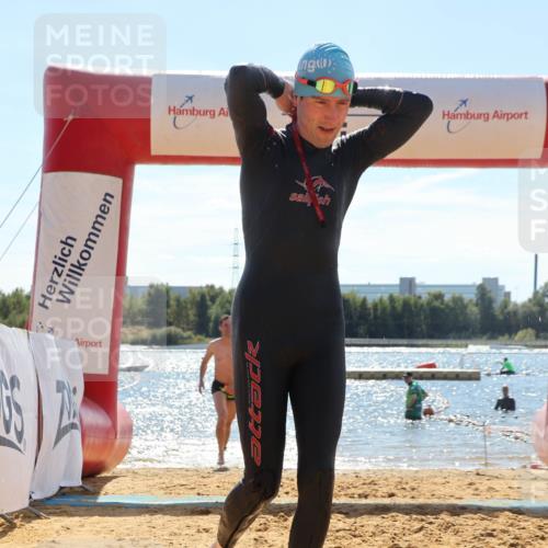 07.09.2025 - 19. Norderstedt Triathlon Luisa Fischer http://msf.ph/oto/8758936 07.09.2025 13:41:24 Schwimmen 363, 970, 1431 meine-sportfotos.de